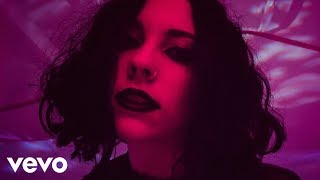 Pale Waves - There's A Honey (Official Video)