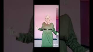 Bumil cantik hijab ketat elus perut