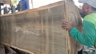 Papan Lebar Mulusss pesanan Sultan Tasikmalaya belah tebal 12cm P 250cm kayu jati Perhutani Blora